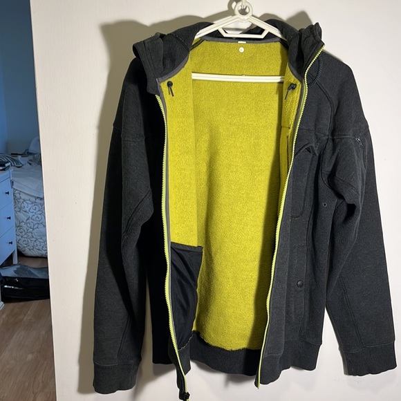 Lululemon sweatshirt/ hoodie gray/ lime size M/L - Picture 4 of 7